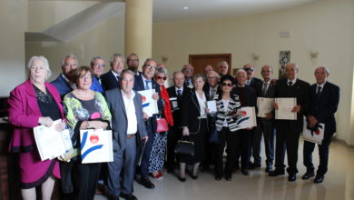 Photo of Cerimonia di premiazione dei “Maestri del Commercio”. Tanti i commercianti ennesi premiati