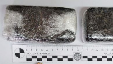 Photo of Arrestato dalla Polizia di Stato corriere con oltre mezzo kg di hashish.  La droga era nascosta nel sedile dell’auto appositamente modificato.