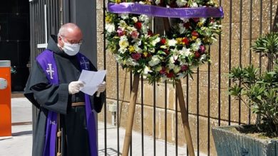 Photo of Deposta una corona di fiori per tutti i defunti. Grazie a Thomas e alla ditta Angileri