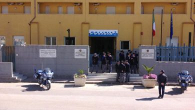 Photo of La Polizia di Stato cattura i responsabili della tentata rapina alla Banca Agricola Popolare di Ragusa di Enna bassa