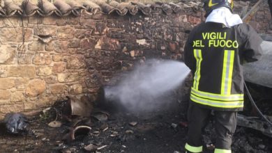 Photo of Scoppia una bombola ad Agira. Intervengono i vigili del fuoco